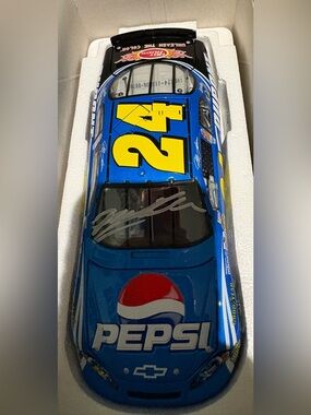 Jeff Gordon Autographed Pepsi  No.24 Diecast Race Car Special Paint Scheme